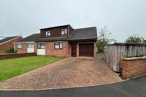 3 bedroom semi-detached bungalow for sale