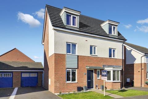 Cave Crescent, Coalville LE67 4 bed detached house for sale