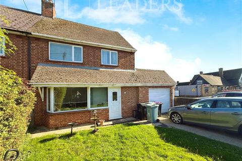 Kesteven Road, Stamford, Lincolnshire 3 bed semi