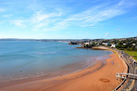 Torquay TQ2 2 bed apartment for sale