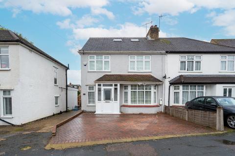 4 bedroom semi-detached house for sale