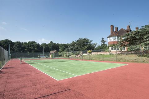Framewood Manor, Framewood Road... 3 bed apartment for sale