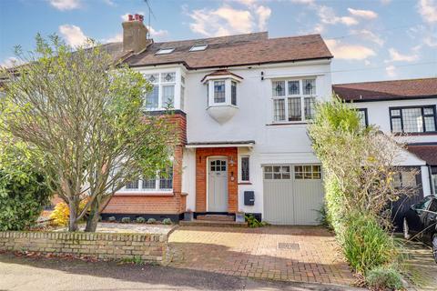 4 bedroom semi-detached house for sale