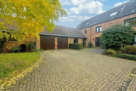 Clare Court, Gamlingay SG19 4 bed house for sale