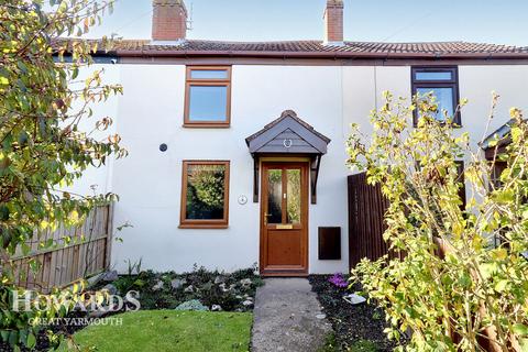 North Road, Hemsby 2 bed terraced house for sale