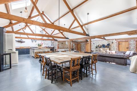 Wighton 4 bed barn conversion for sale