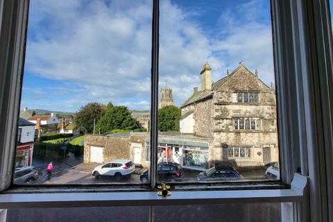 Market Place, Colyton 2 bed flat for sale