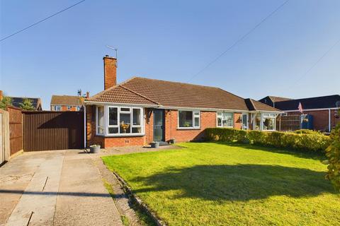 2 bedroom semi-detached bungalow for sale