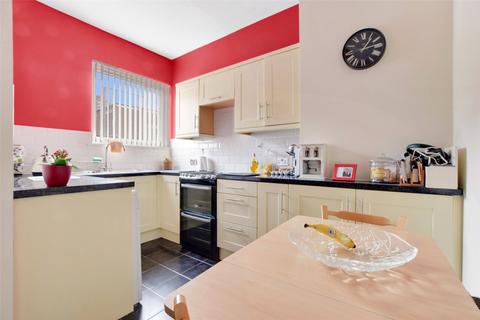 Windsor Road, Barnstaple, Devon, EX31 2 bed apartment for sale