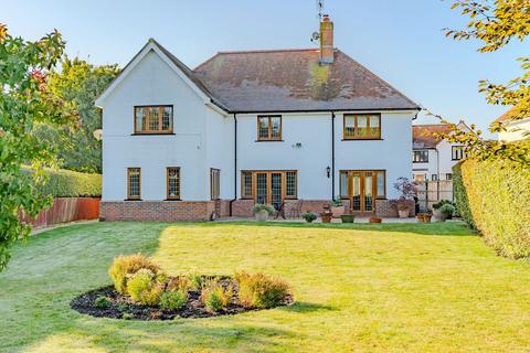 Ongar CM5 5 bed detached house for sale