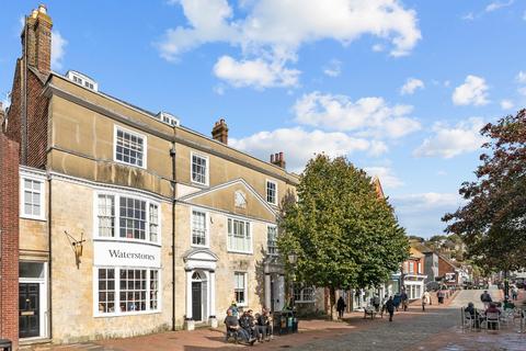 220 High Street, Lewes, East Sussex, BN7 1 bed apartment for sale