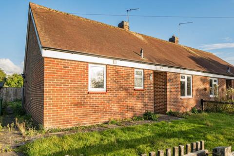 2 bedroom semi-detached bungalow for sale