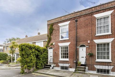 Gloucester View, Southsea 4 bed end of terrace house for sale