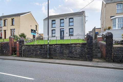Penybanc Road, Ammanford 3 bed detached house for sale