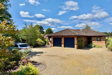 Woolsbridge Road, Ashley Heath, BH24 4 bed bungalow for sale