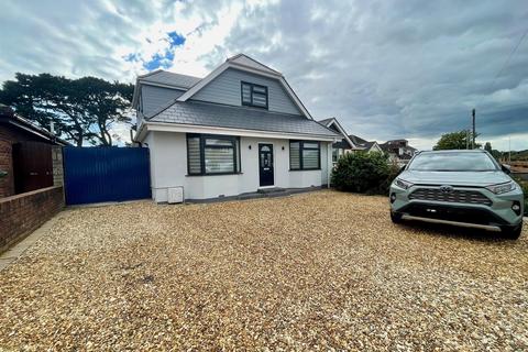 4 bedroom detached bungalow for sale