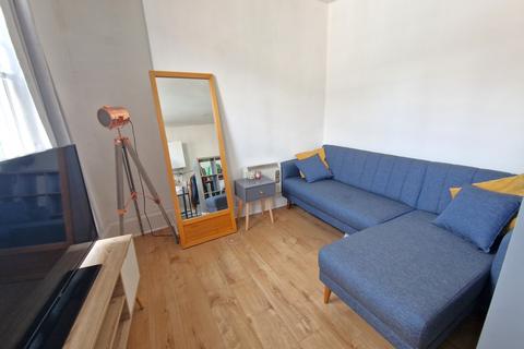 5 Iron Bridge, Exeter EX4 1 bed flat for sale