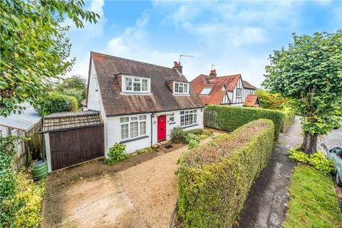 Layters Avenue, Chalfont St. Peter... 3 bed detached house for sale