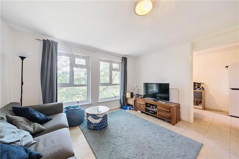 Cheriton Close, Ealing 2 bed maisonette for sale