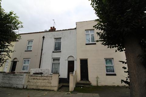 Saunders Street,  Gillingham, ME7 3 bed terraced house for sale