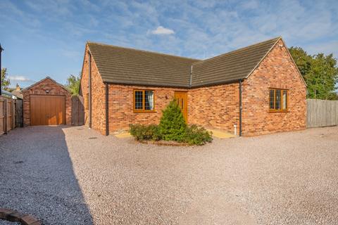 29b Low Road, South Kyme, Lincoln... 3 bed detached bungalow for sale