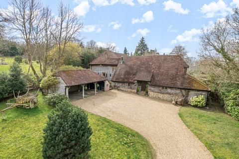 Green Lane, Churt, Farnham, GU10 4 bed detached house for sale