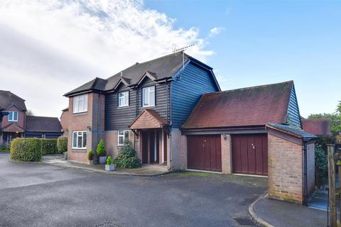 The Cobs, Woodbury Lane, Tenterden 3 bed retirement property for sale