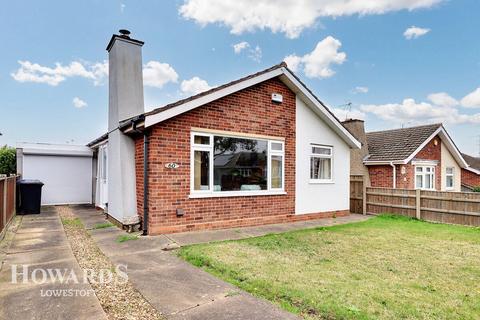 Higher Drive, Oulton Broad 3 bed detached bungalow for sale