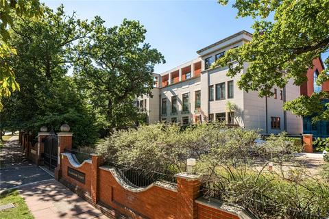 The Bishops Avenue, London, N2 4 bed penthouse for sale