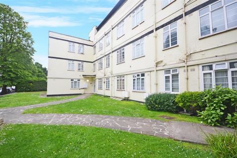 Church Road, Osterley 3 bed apartment for sale