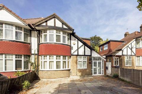 Great West Road, Hounslow 4 bed semi