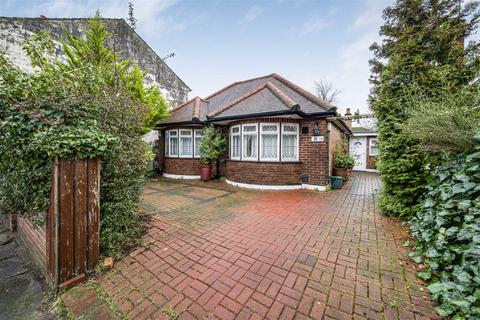 4 bedroom detached bungalow for sale