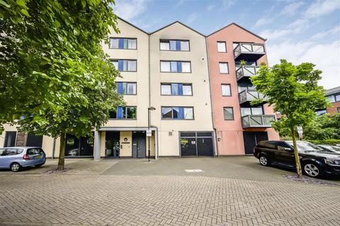 Union Lane, Isleworth 2 bed apartment for sale