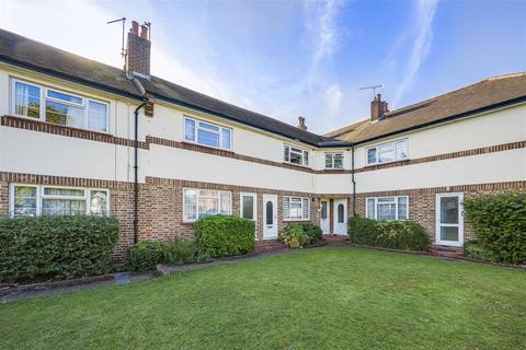 Hampton Road, Twickenham 2 bed apartment for sale