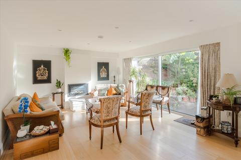 The Marlowes, St John's Wood NW8 5 bed terraced house for sale