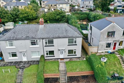 Thomas Street, Aberbargoed, CF81 3 bed semi