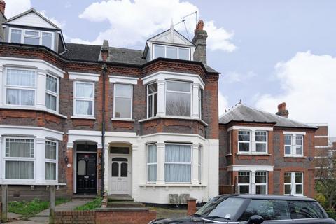 Mountfield Road, Finchley Central 4 bed flat for sale