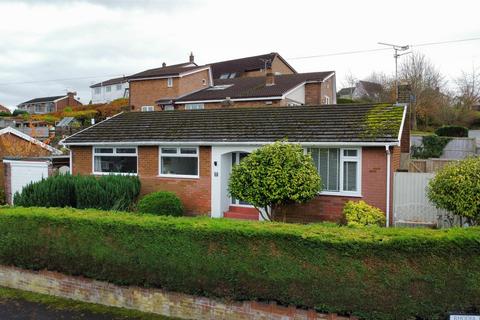 Burton Drive, Wrexham 3 bed detached bungalow for sale