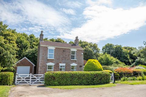 Westend, Stonehouse 3 bed detached house for sale