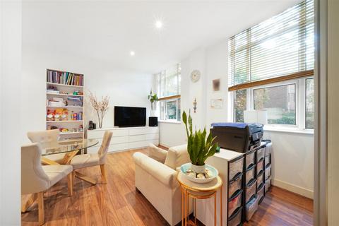 Bromyard House, Acton W3 1 bed flat for sale