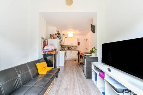 Camden Street, Camden, London, NW1 3 bed maisonette for sale