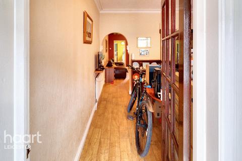 Wolverton Road, Leicester 3 bed terraced house for sale