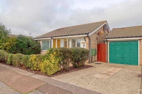 Great Clacton CO15 2 bed bungalow for sale