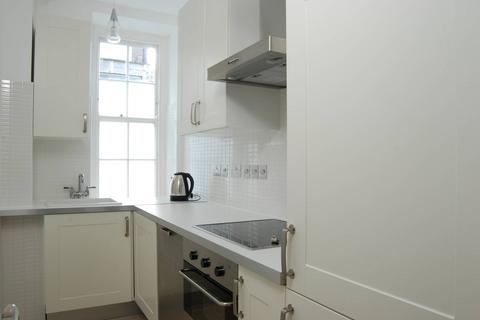 Queensway, Bayswater, London, W2 1 bed flat for sale