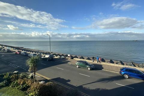 Western Esplanade, Herne Bay, CT6 8RL 4 bed semi