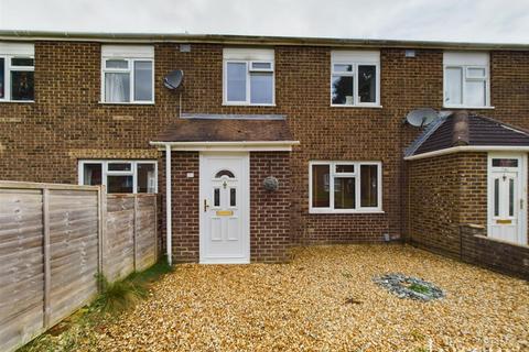 Quilter Road, Basingstoke RG22 3 bed terraced house for sale