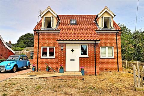 Blackheath Road, Wenhaston, 3 bed detached house for sale