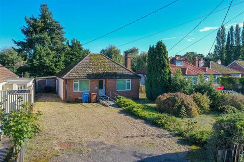 Boundary Road, Red Lodge 2 bed detached bungalow for sale