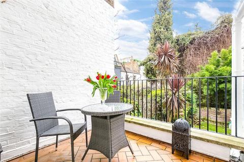 St. Lukes Road, Notting Hill, London 1 bed flat for sale