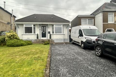 Heol Bryngwili, Cross Hands, Llanelli 3 bed detached bungalow for sale